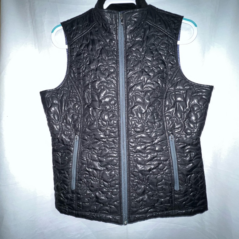 Faux Leather Look, Women's Quilted Vest, Size Medium, EUC